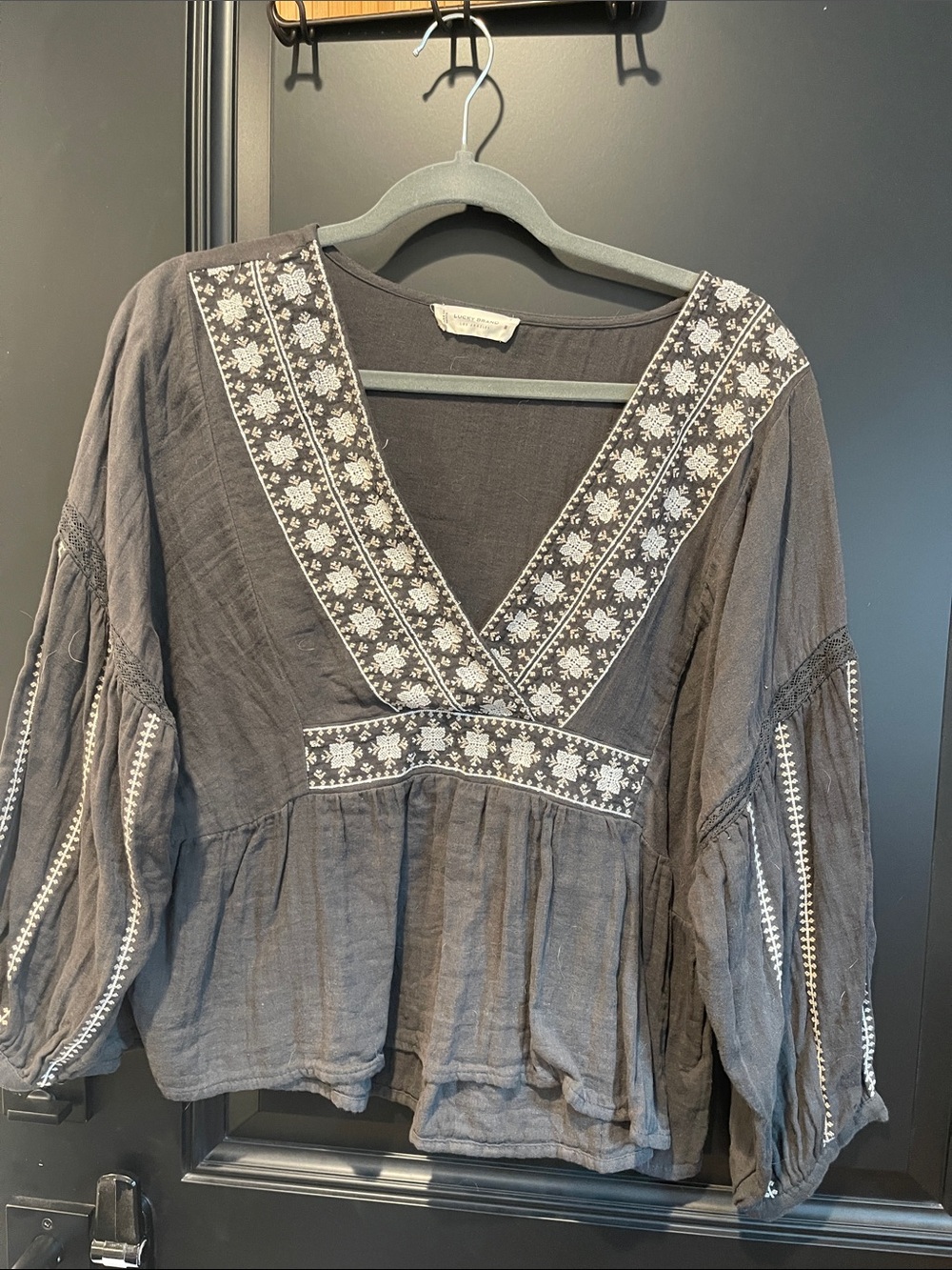 Lucky Brand Black Boho V-Neck Peasant Blouse with White Embroidery